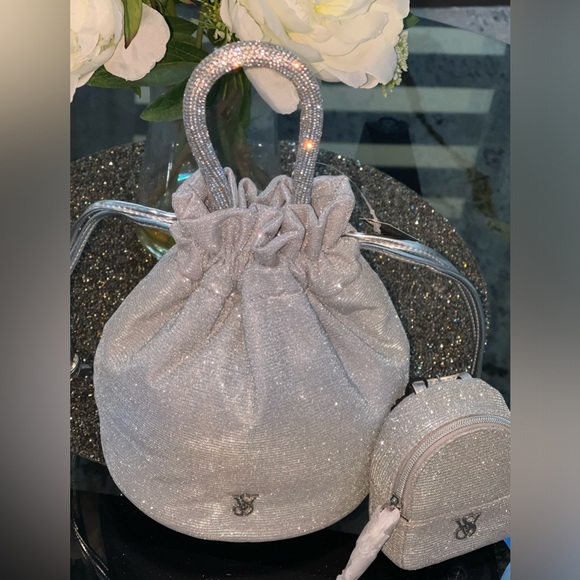 New VS SILVER SHINE Drawstring Bag and mini backpack KEYCHAIN CHARM - Picture 4 of 5